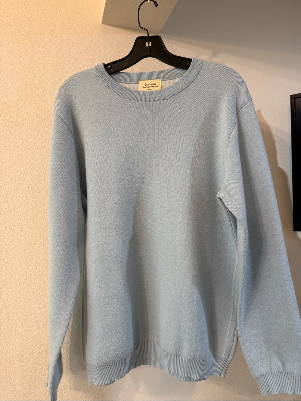 Classic Light Blue and Cream color Crewneck Sweaters - Cashmere